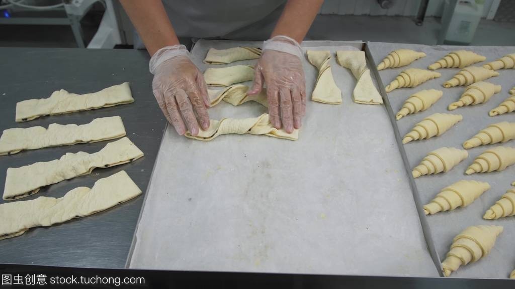 匠心時(shí)刻 面包師的晨間序曲