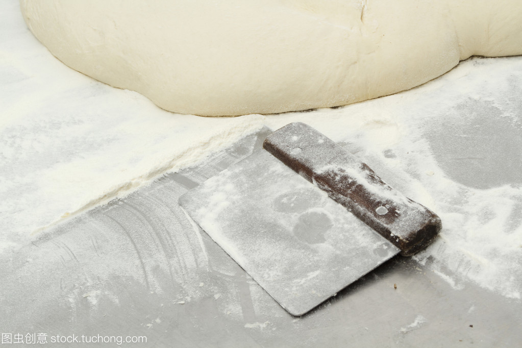 面包店烘焙產(chǎn)品的制作工藝探析